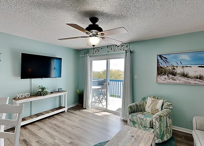 Lagoon Sun By Southern Vacation